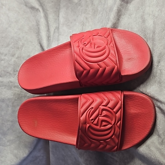 Gucci Red Rubber Slide Slip On Slippers Sandal Shoes Sz. 38.5 - Picture 4 of 7